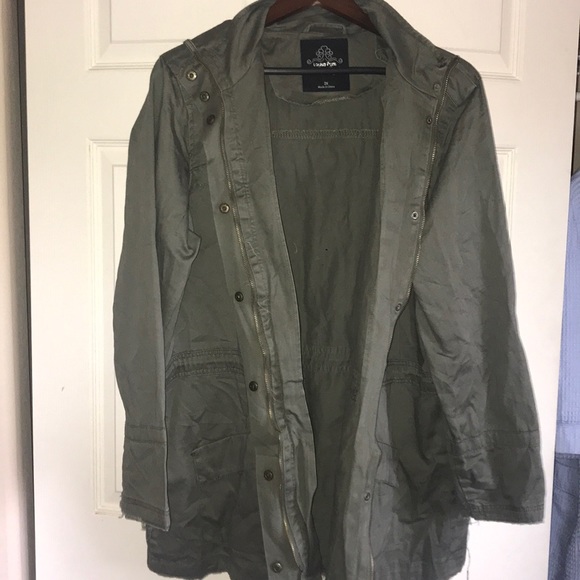 Coat - Picture 1 of 2